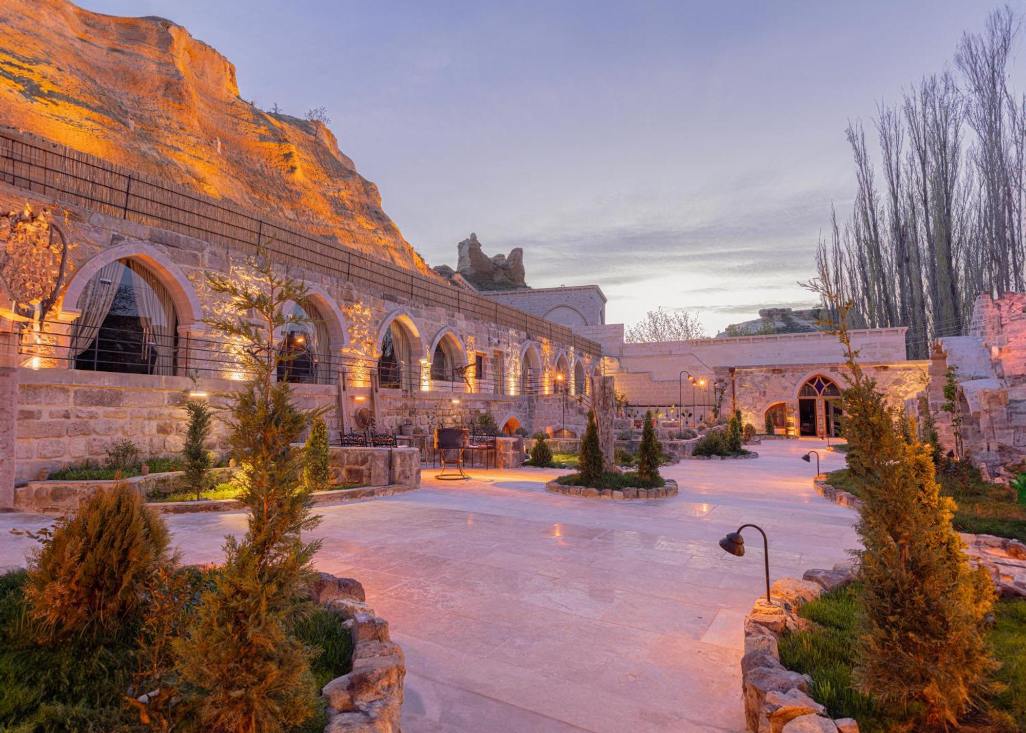 Sur Cave Hotel Ürgüp Kültér fotó